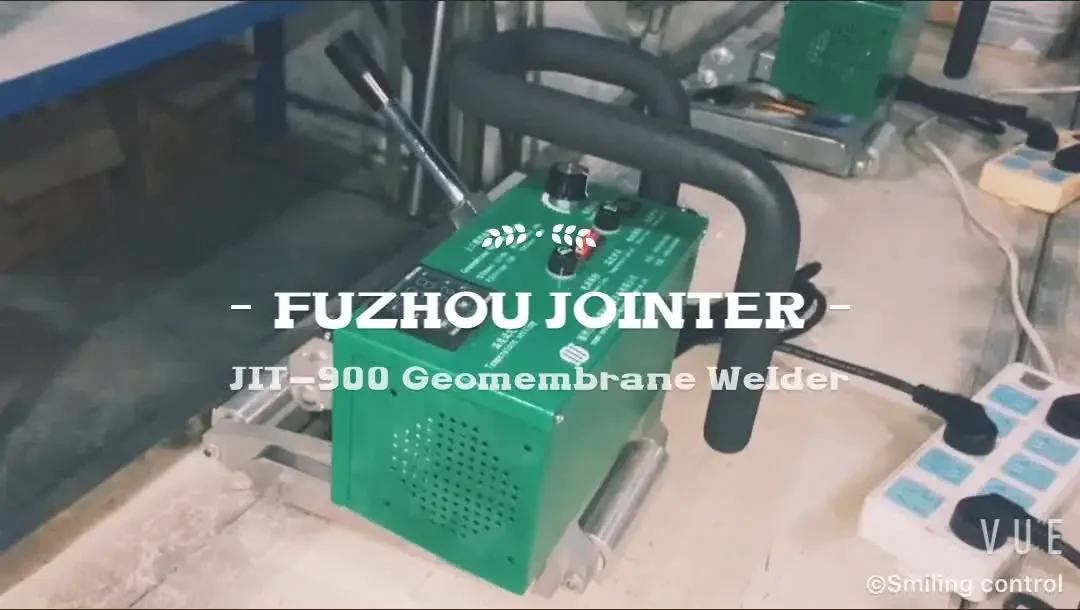 Industrial Climbing Hot Wedge Welder Of HDPE Poly Geomembrane Seam