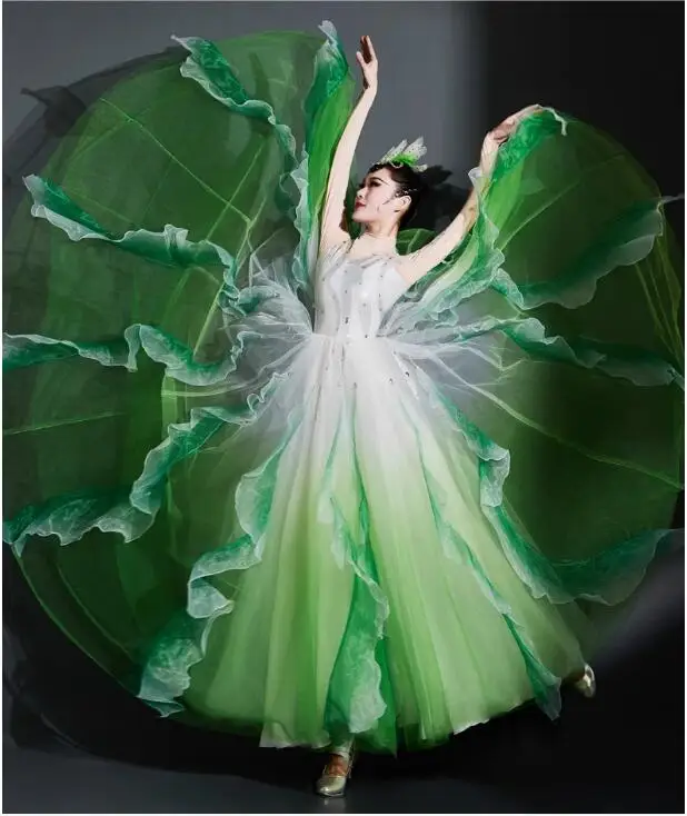 

Women's Opening Stage Petal Skirts, Beautiful Festival Stage Performance Costumes, Modern Singer and Dancer Costumes