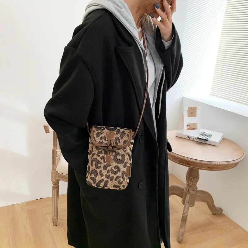 Women\'s Leopard Print Shoulder Bag Fashion Retro High Quality Plaid Canvas Messenger Bag Simple Female\'s Mobile Phone Bag