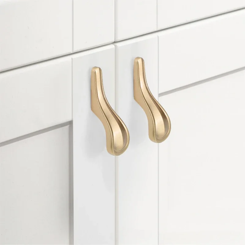 Long Wardrobe Handle Zinc Alloy Furniture Handles for Bedroom Cabinet Wardrobe Dresser Handle and Knobs Furniture Accessory