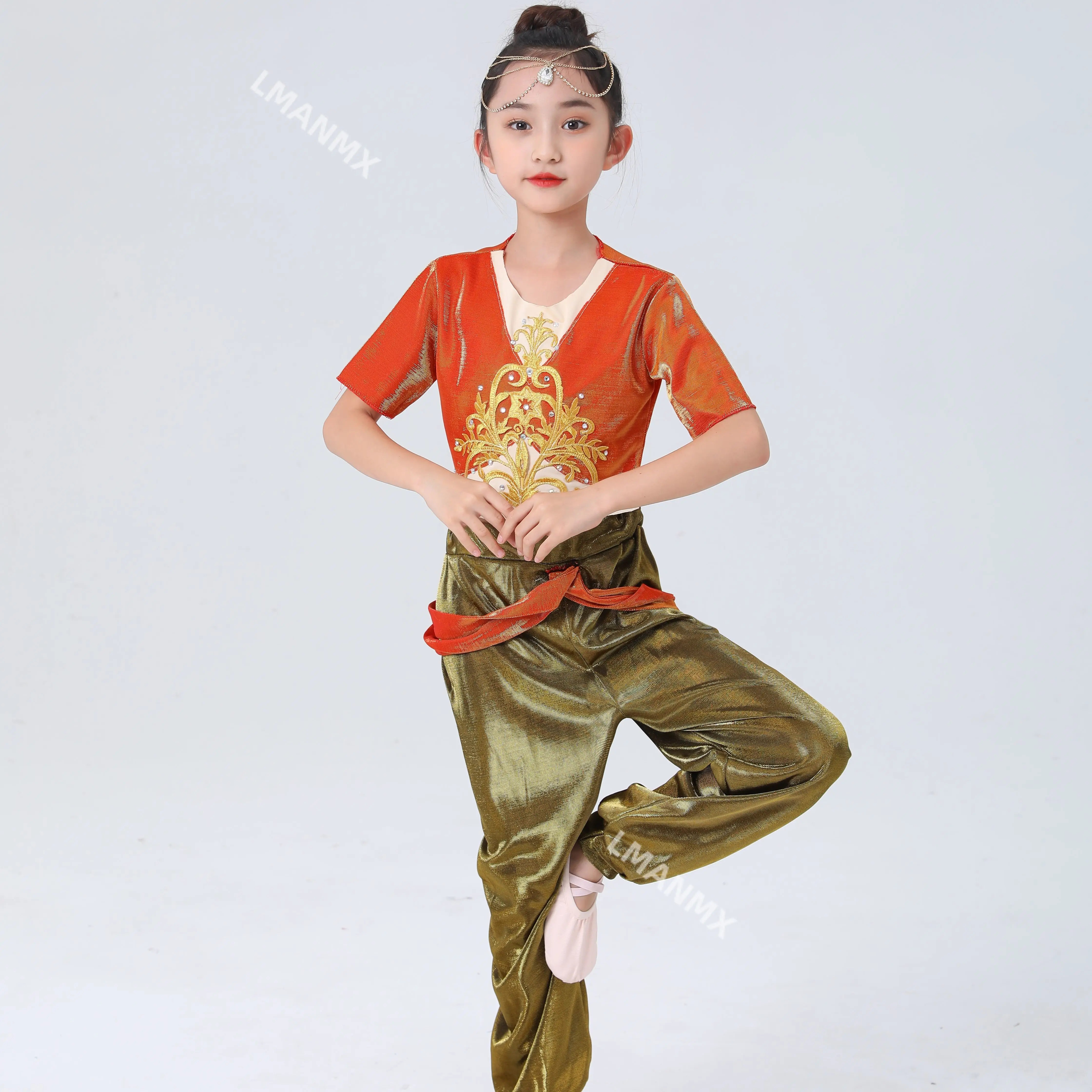 Chinese style children's street dance and jazz dance performance costume