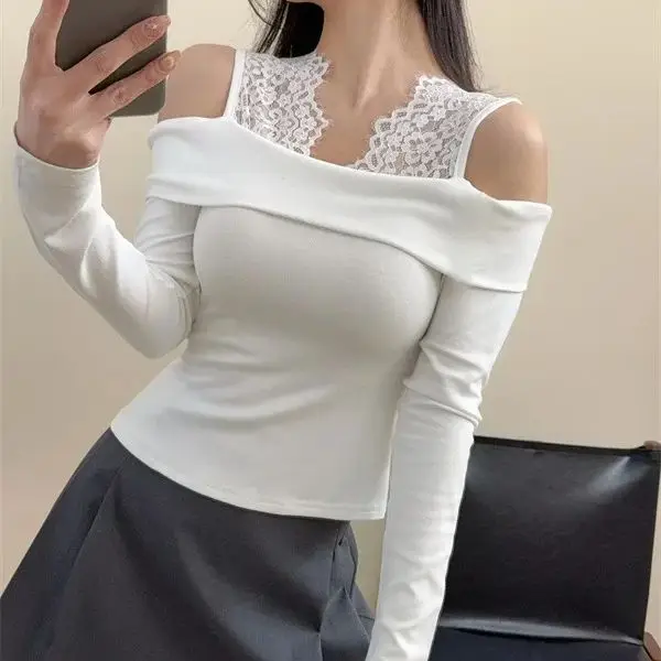Elegant One-Shoulder Long-Sleeved T-Shirt for Women Lace-Spliced Off-Shoulder Design Unique And Atmospheric Top