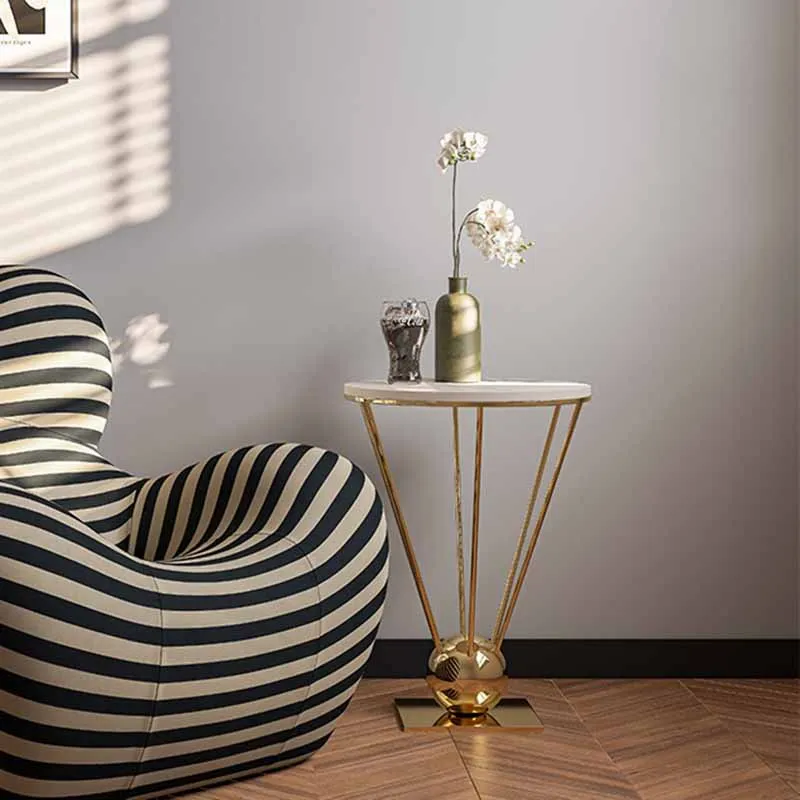 Cute Metal Coffee Table Simple Clear Waterproof Modern Small Nordic Side Table Round Balcony Mini Mesa Centro Salon Furniture