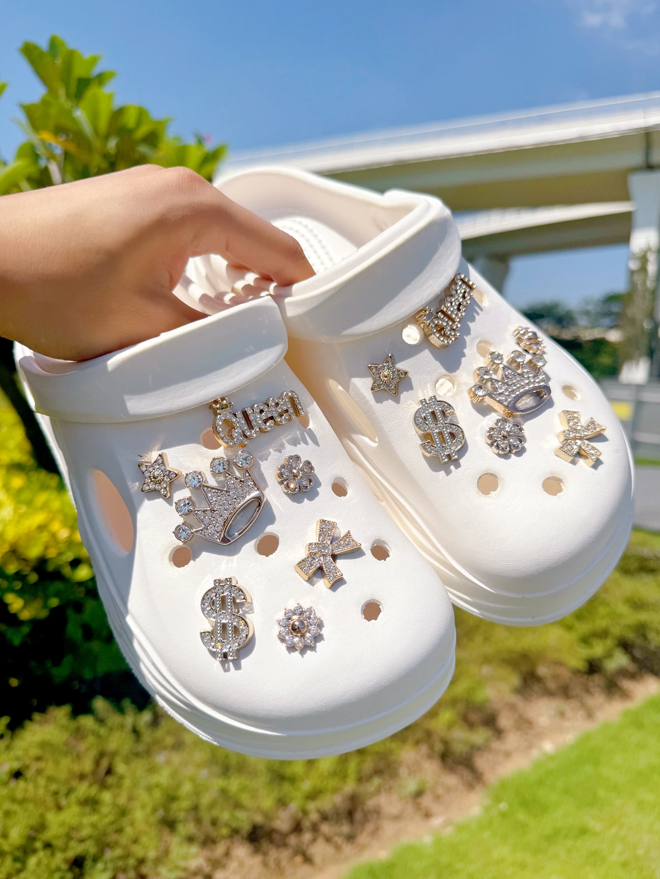 14 pieces of rhinestone crown shoes, DIY detachable ABS shoe decorations suitable for ladies' sandals, as a holiday gift