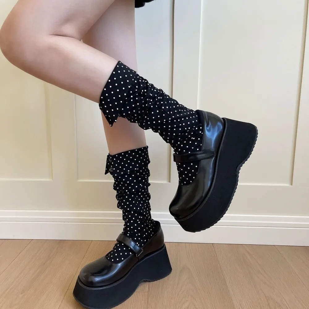 مريحة زر الوجه طوق الجوارب الجدة التلبيب البولكا نقطة الجوارب بلون الجوارب قصيرة الكاحل الجوارب الشارع الشهير