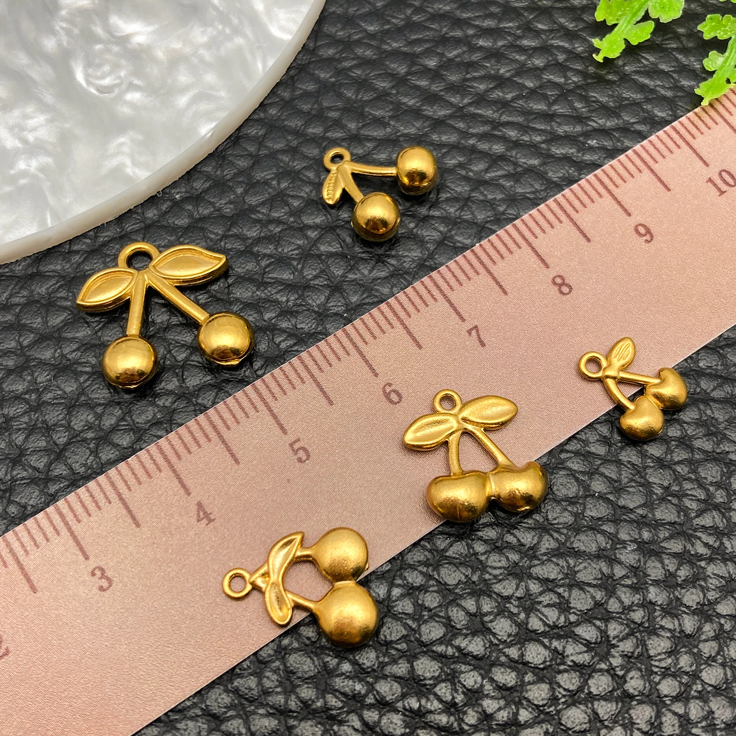 5pcs vacuum plating gold stainless steel fruit cherry series charms pendant DIY making key chain earrings necklace jewelry