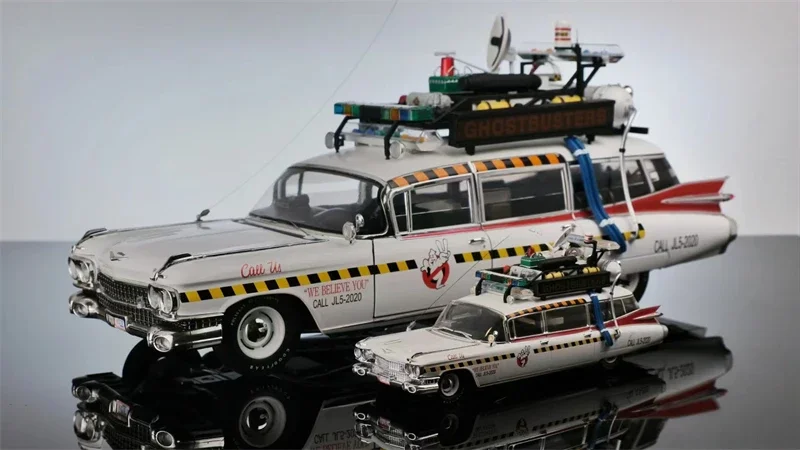 

YS 1:64 ECTO 1A Movie Ver Die-Cast Car Models