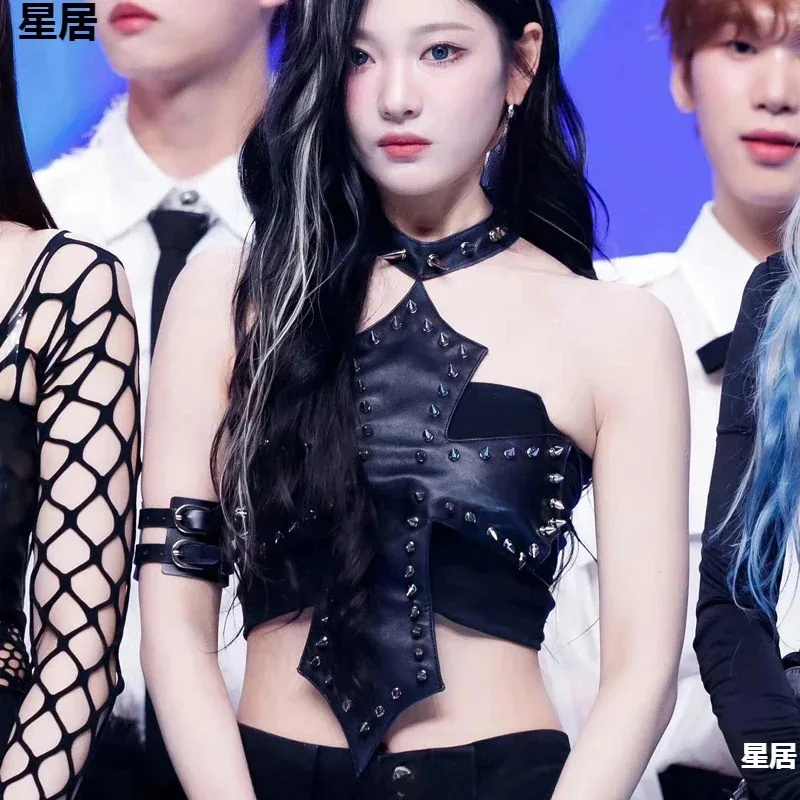 

New Korean Singer Clothes Women Black Rivet Halter Tops Kpop Stage Performance Costume Concert Rave Wear Music Festival Clothing