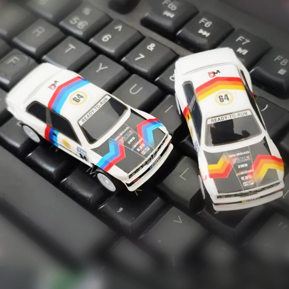 TinyGear 1/64 MINI RC sur route 1/64 Simulation électrique télécommande modèle voitures RTR bureau adulte enfants jouets