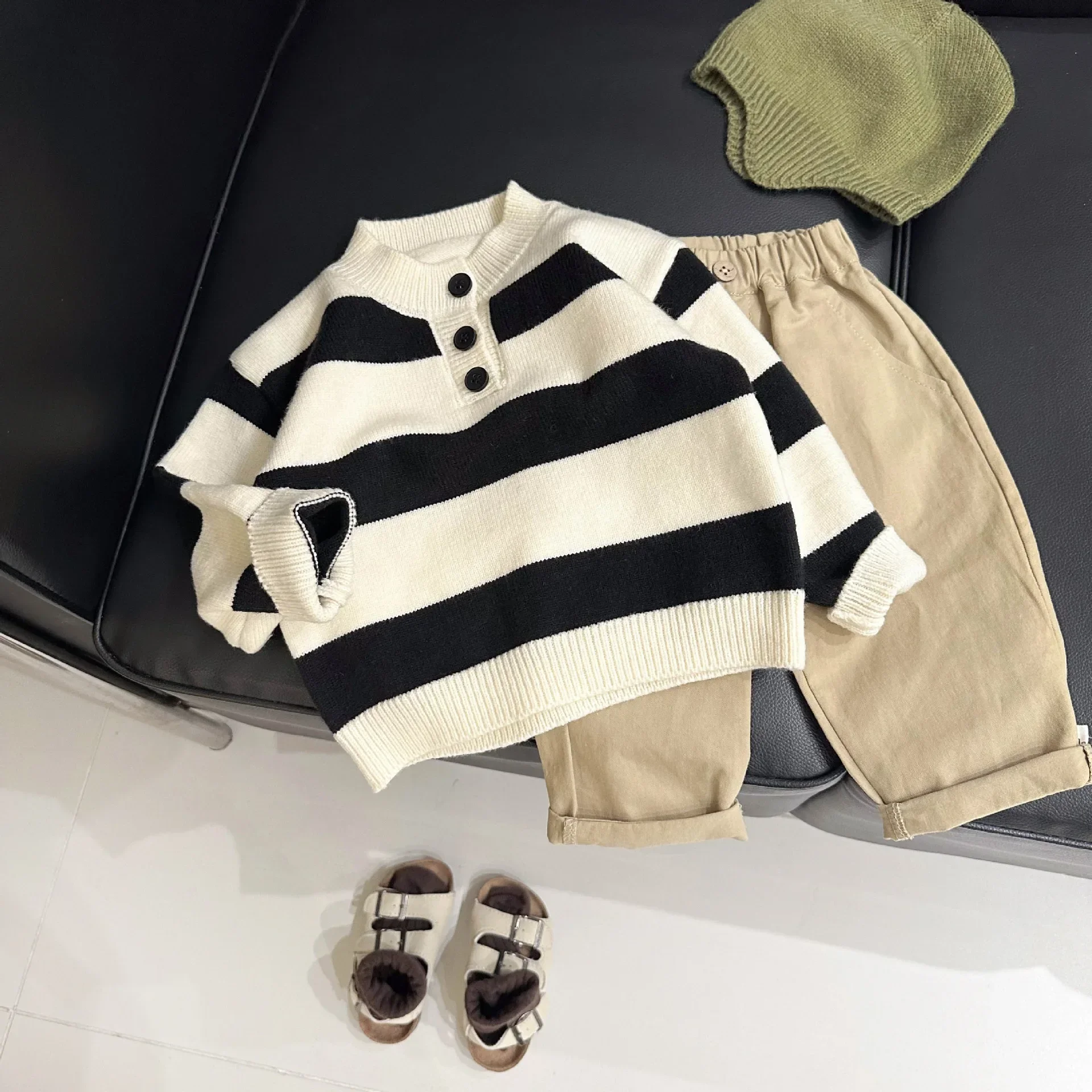 

2024 Korean Ins Spring Autumn Newborn Boy Pullover Stripe Patchwork Long Sleeve Baby Boys Sweater Casual Comfort Infant Boy Tops