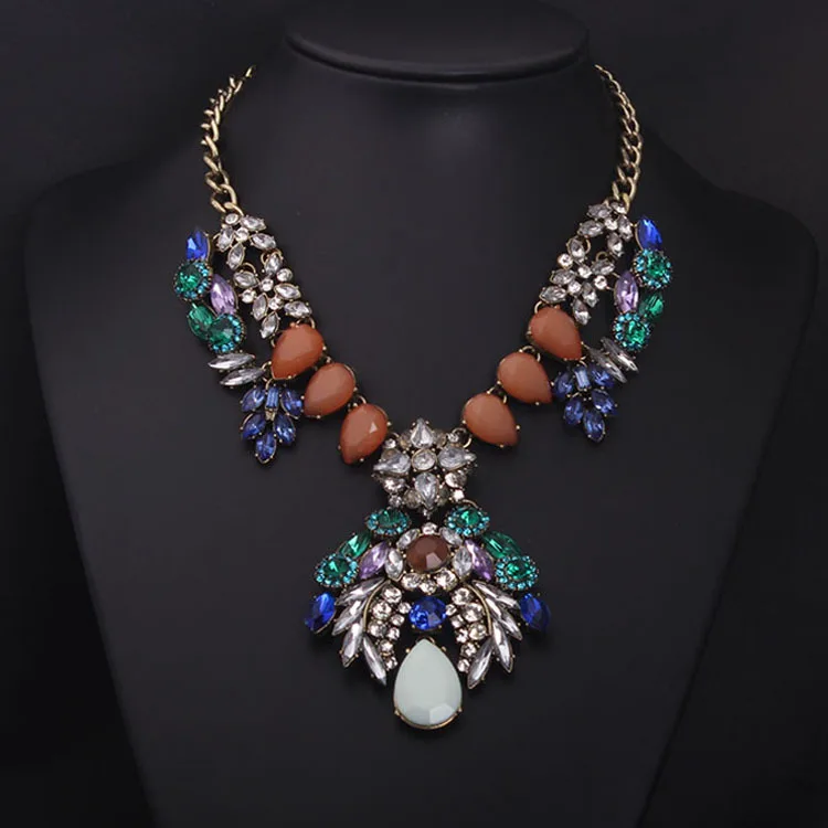 DIY accessories Europe, America, colored crystal diamond gemstone short collarbone necklace multi-layer exaggerated retro women'