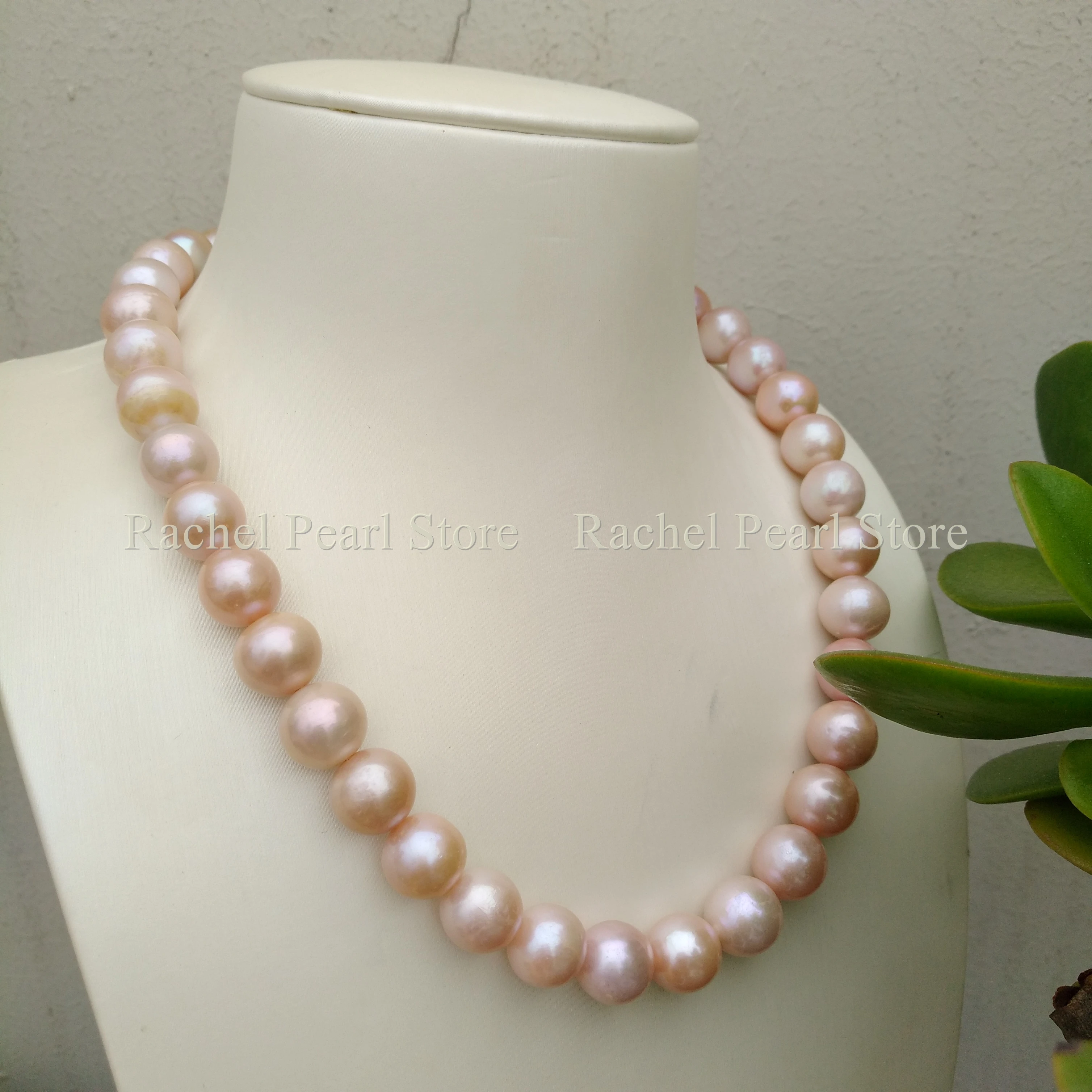 gorgeous 10-11mm south sea round lavender pearl necklace 17inch  Videos and pictures are all taken in kind.