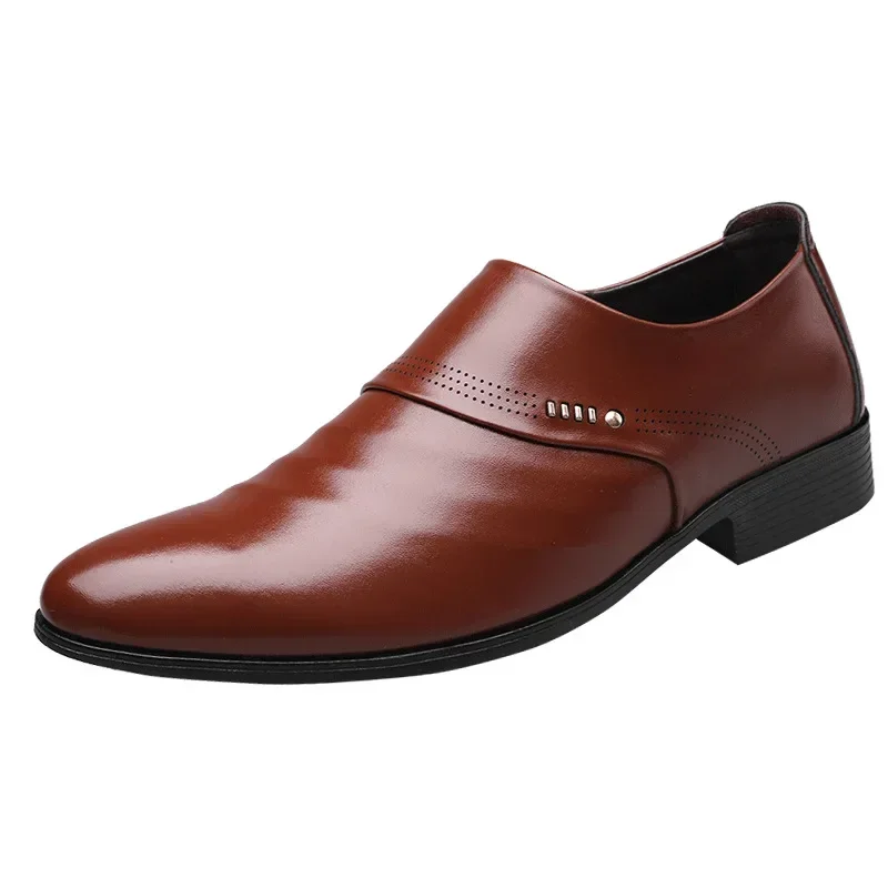 Mocassins leves de couro artesanais para homens, respirável e confortável, sapatos de caminhada casuais, sapatos de condução de deslizamento, alta qualidade