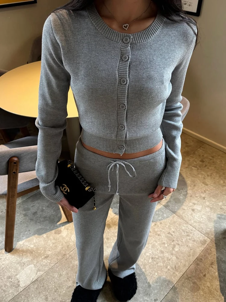 

Tuularose Women's 2-Piece Set Fashion Solid Knit Cardigan Slim Drawstring Pants Casual Commuter Streetwear Female Knit Pants Set