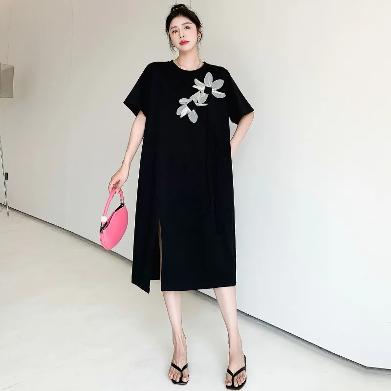 T-shirt da donna con spacco incrociato al ginocchio di media lunghezza Abito lungo Moda estiva Patchwork Chic Abiti floreali a maniche corte