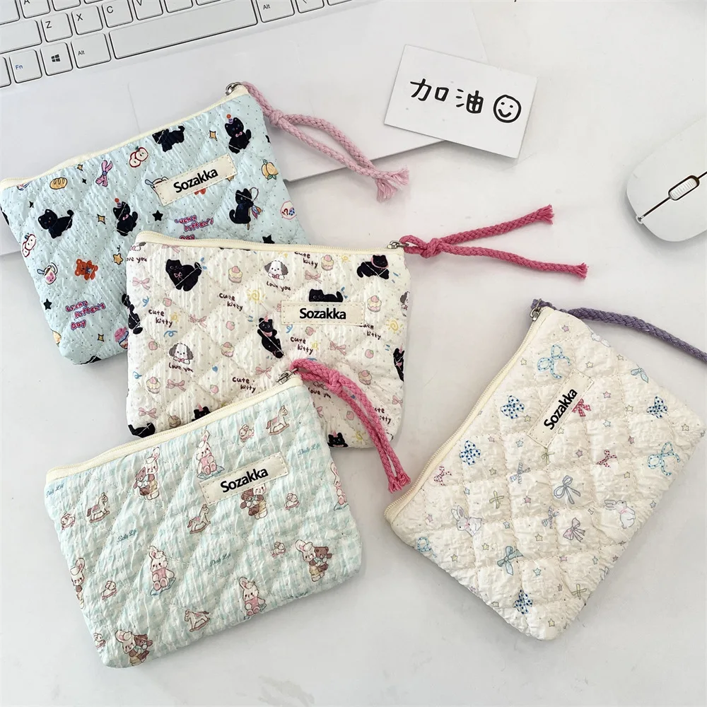 

Quilted Floral Zipper Coin Purse Headphone Key Lipstick Storage Bag Women Cosmetic Bag Clutch Bag Girls Coin Pouch Cute Purse