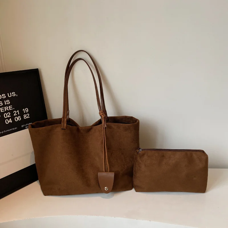 

Light Luxury Niche High-End Capacity Tote Bag Commuter Bag Suede Shoulder Bag Retro Fashion Stylish Underarm Bag