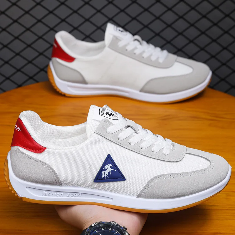 

Men's shoes are fashionable, versatile, comfortable and breathable. Sports shoes are trendy and casual