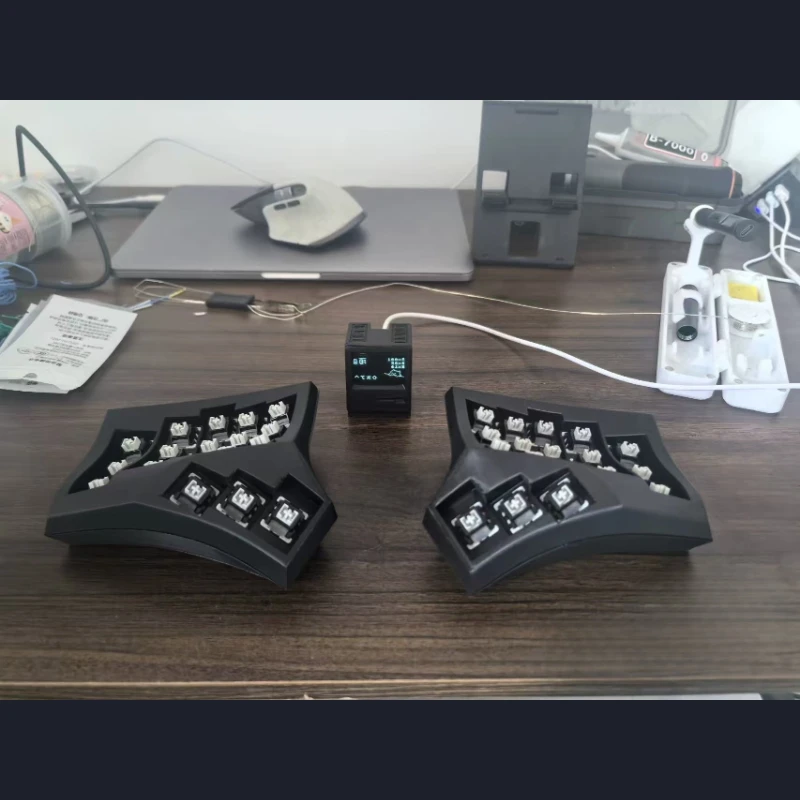 

NEW Cygnus 4X6 3X6 Curve Wireless Split Keyboard Kit with Screen Receiver Hot-swap Bluetooth Wired Separate Keyboard ZMK/VIAL