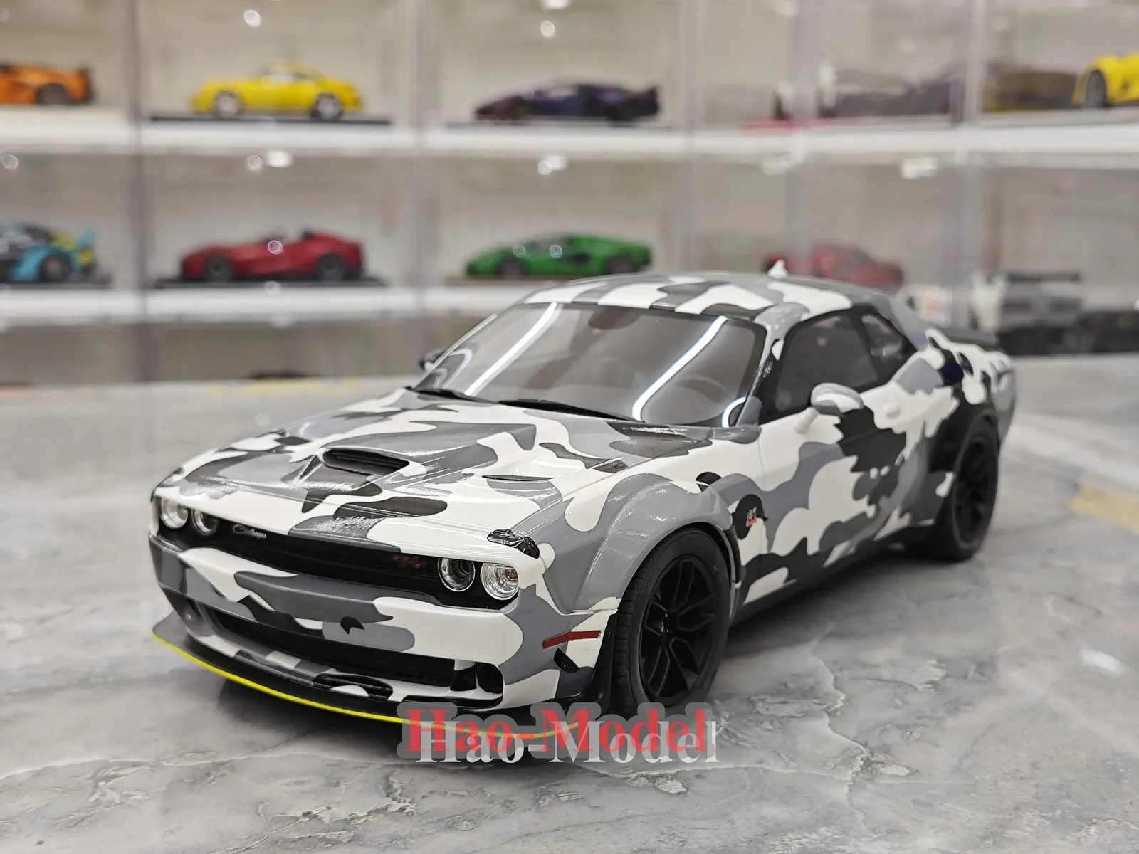 GT Spirit 1/18 Dodge Hellcat Challenger RT, Modelo de Auto de Resina Fundida a Presión, Regalos, Color