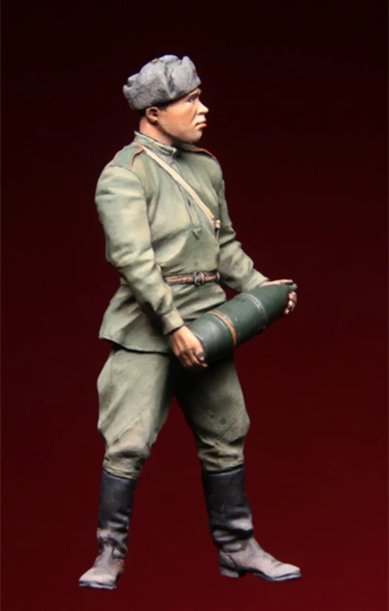 1/35 Hobby Miniature Resin Figure Assembled Model Kit Historical Military Soldiers Carrying Shells Unassembled and Unpainted 407