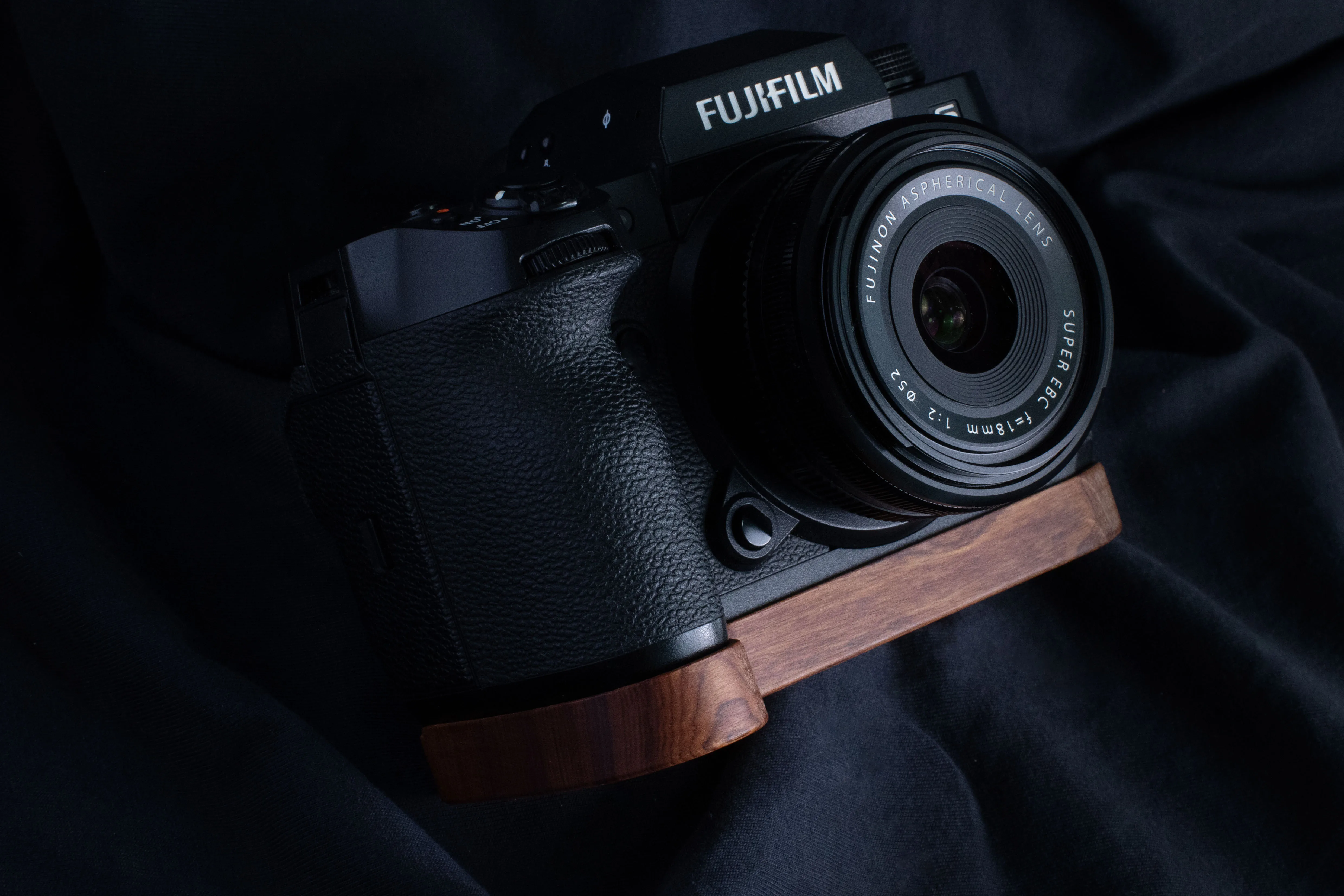 

For Fujifilm XH2S XH2 Wooden Handle Base