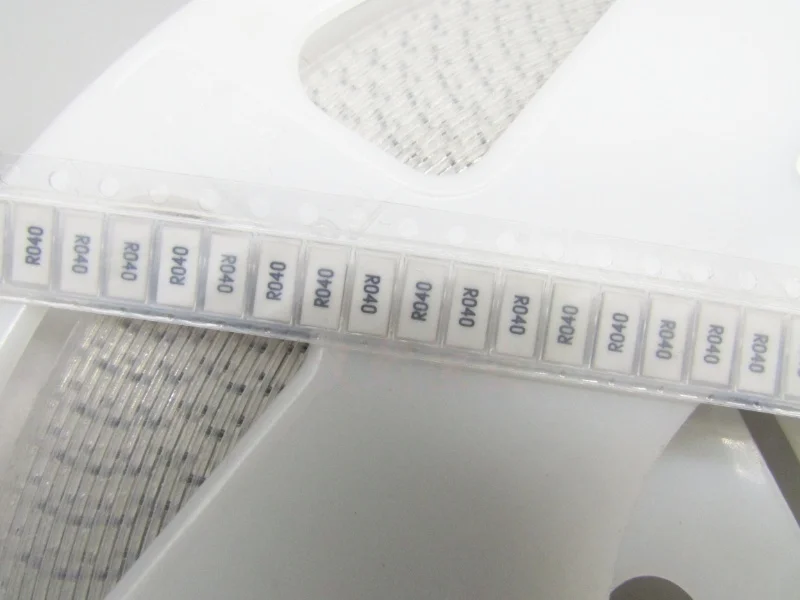 CSR25120R04F R040 0…