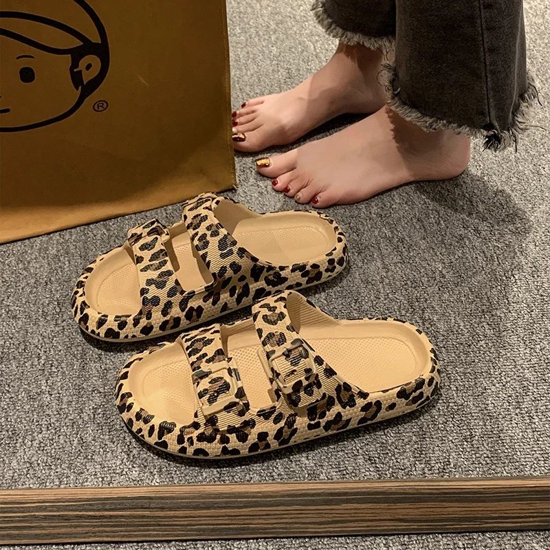 Summer Slippers Women\'s Leopard Print Platform Slippers Casual Thick Sole Indoor and Outdoor Sandals Couple Beach Shoes