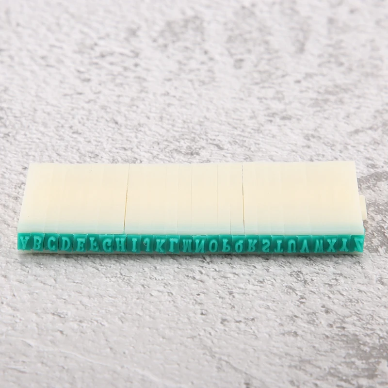 Съемный набор пластиковых штампов с английским алфавитом и 26 буквами