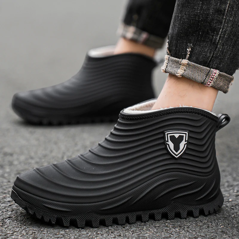 Warme Plüsch-Regenschuhe für Herren, Winter, rutschfest, wasserdicht, Outdoor-Wasserschuhe, Mode, Joker, Jugend, lässig, Waten, Camping, Regenstiefel