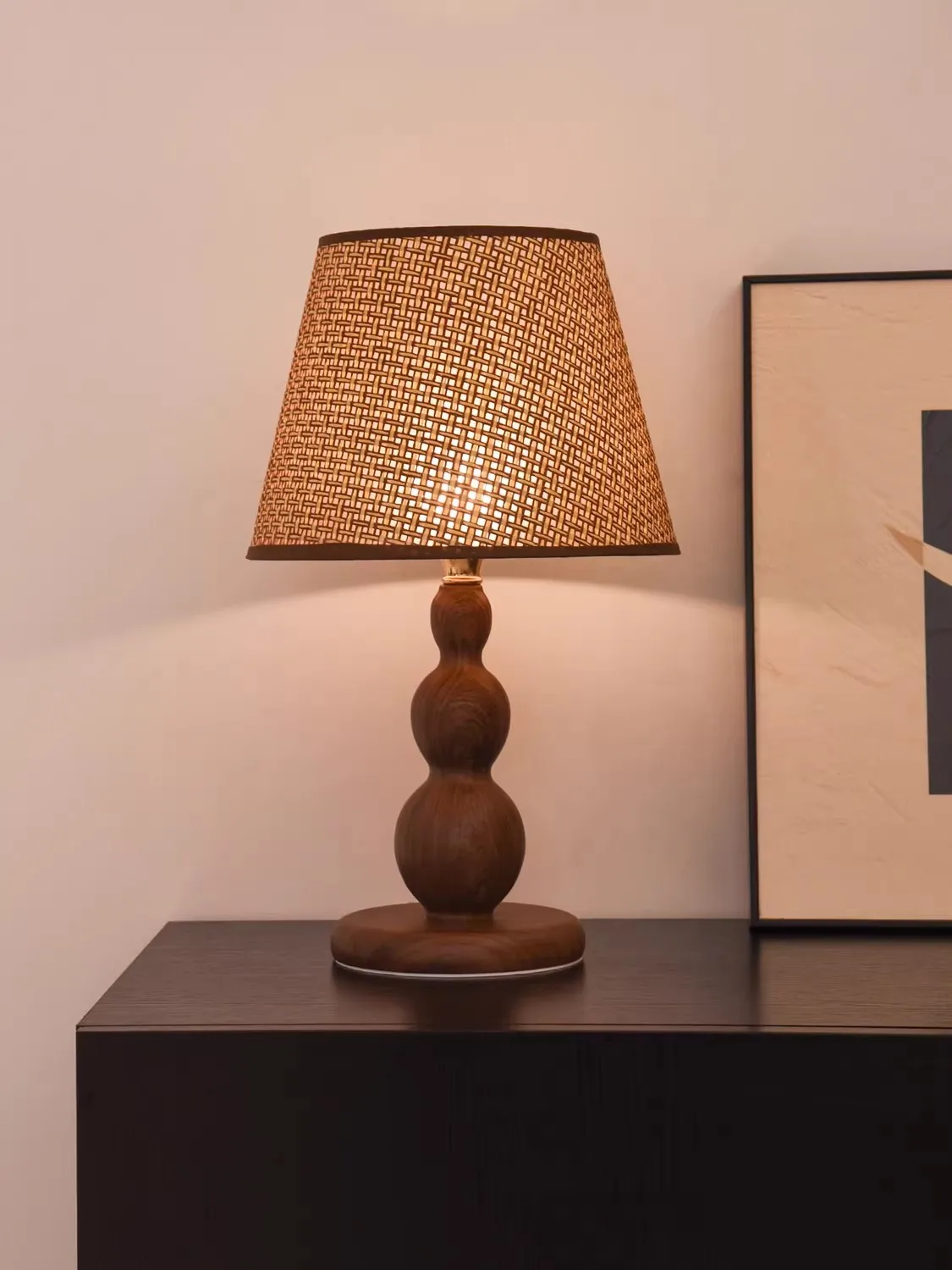 

Zhonggu Wabi Sabi style wrought iron desk lamp, living room sofa, French retro high-end feeling, bedroom bedside lamp