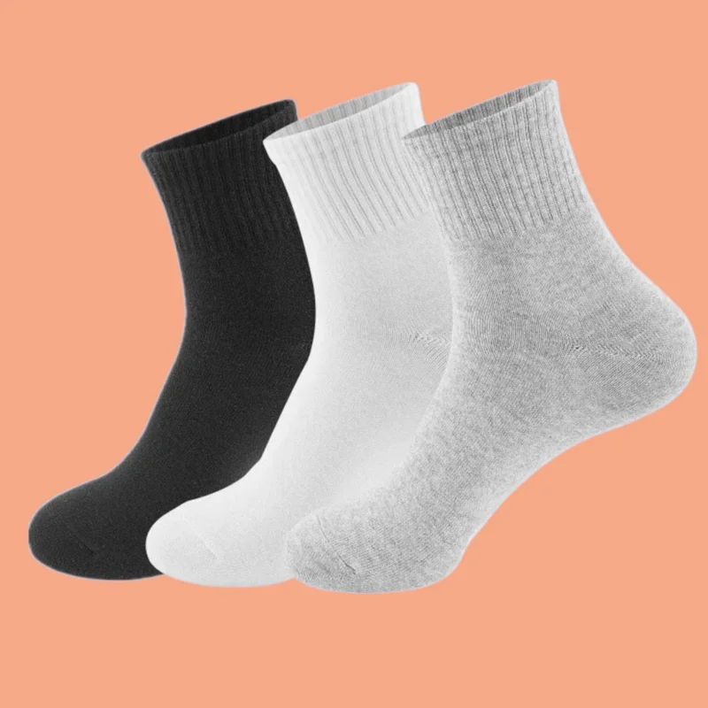 Meias esportivas respiráveis masculinas, meias longas de algodão, tubo médio, preto e branco, primavera, outono e inverno, novo, 3 pares, 6 pares, 12 pares, 2022