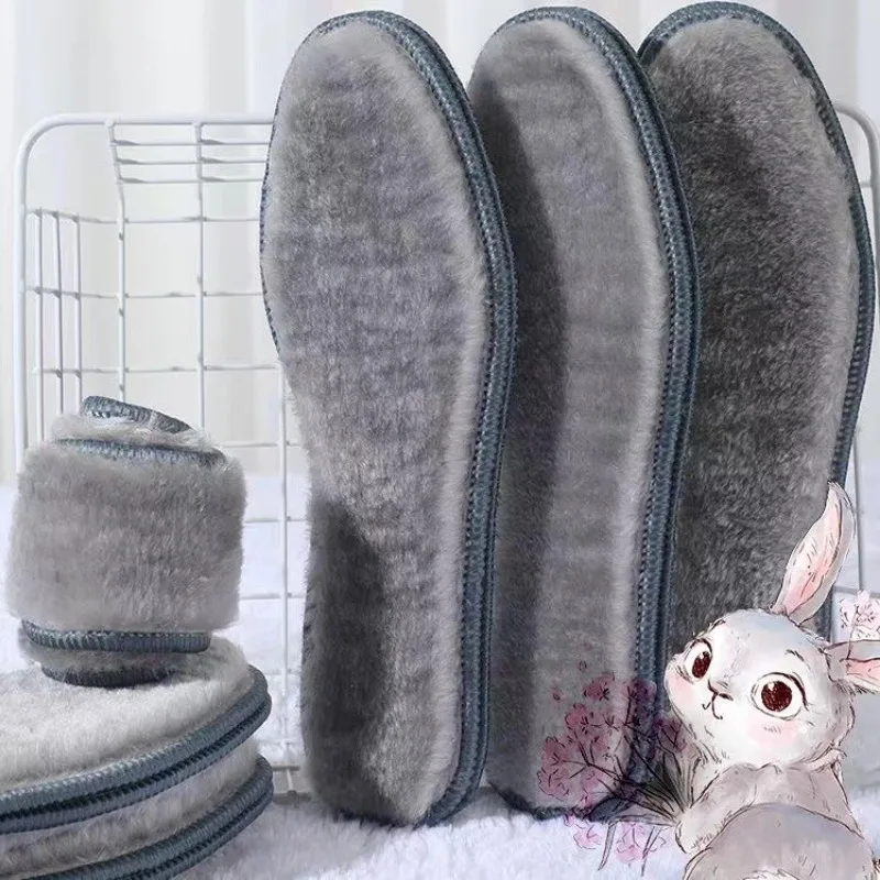 2/4Pcs Thicken Warm Plush Insoles Women Men Faux Rabbit Fur Winter Long Plush Self Heated Insert Deodorant Breathable Shoe Pads