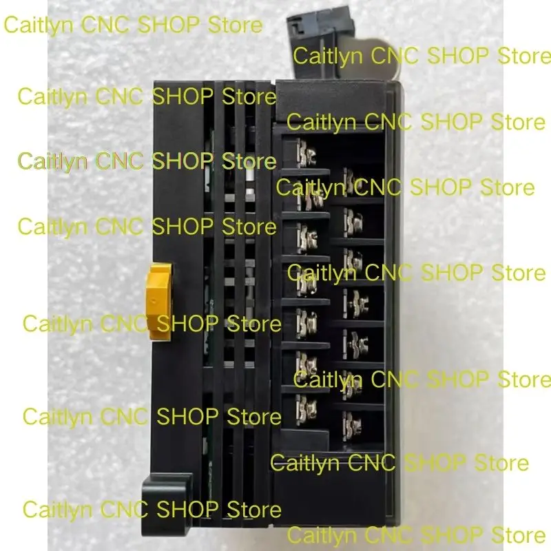 Second hand CP1W-MAD11 PLC module tested OK and shipped quickly