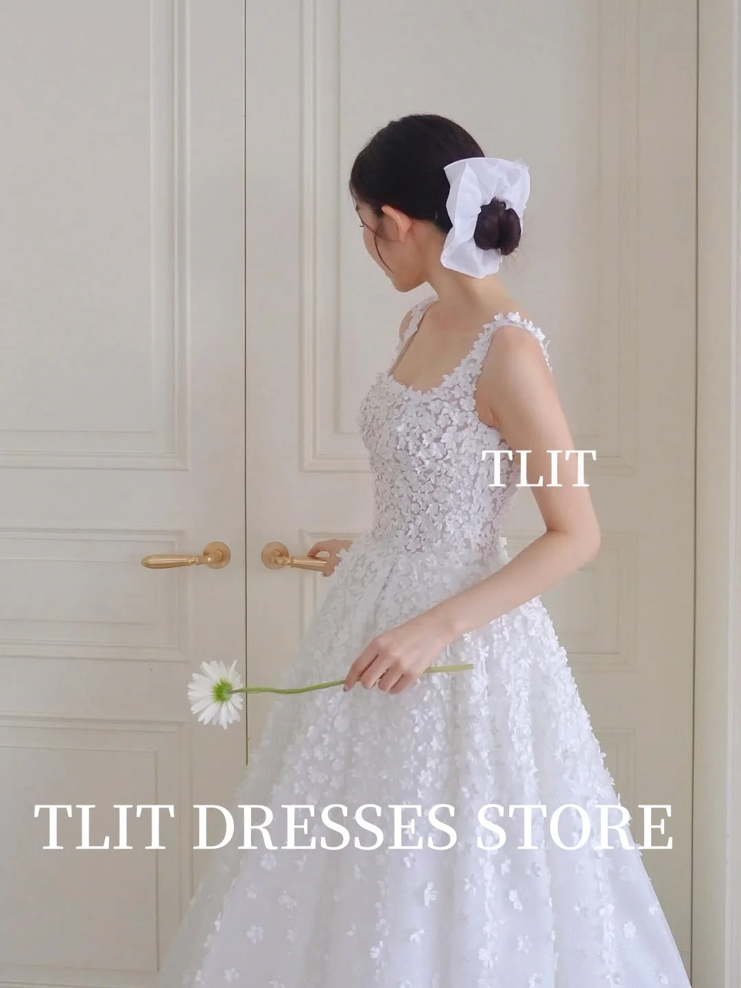فستان زفاف TLIT أنيق أبيض على شكل حرف a مزين بالزهور وحزام سباغيتي زي العرائس فستان زفاف كوري صور تبادل لاطلاق النار حسب الطلب