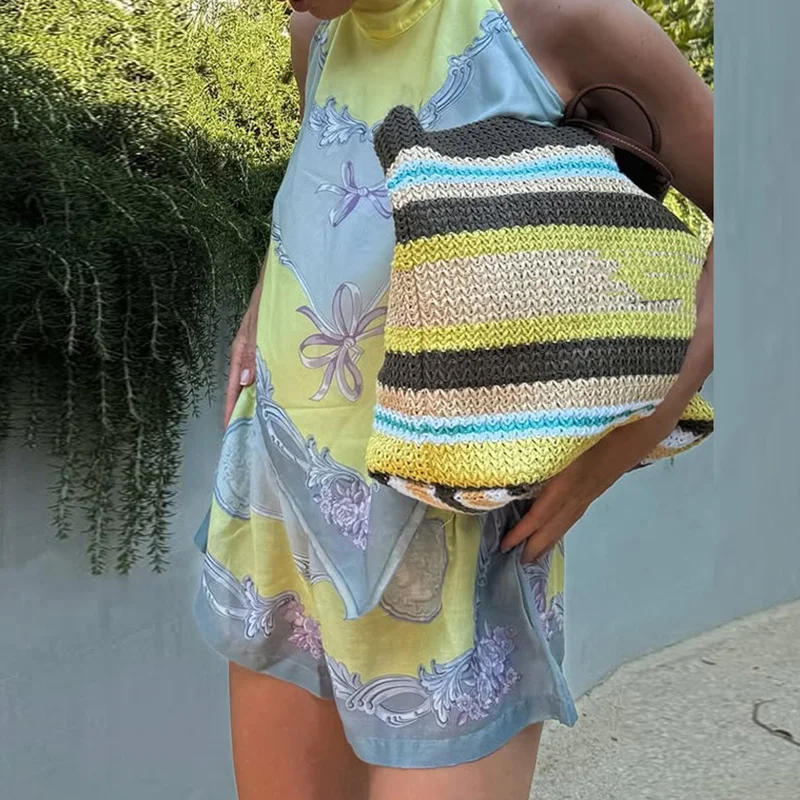 

Полый комплект из двух предметов без рукавов с принтом, летний богемный женский праздничный наряд, повседневный топ на шнуровке с лямкой на шее + шорты, пляжный костюм