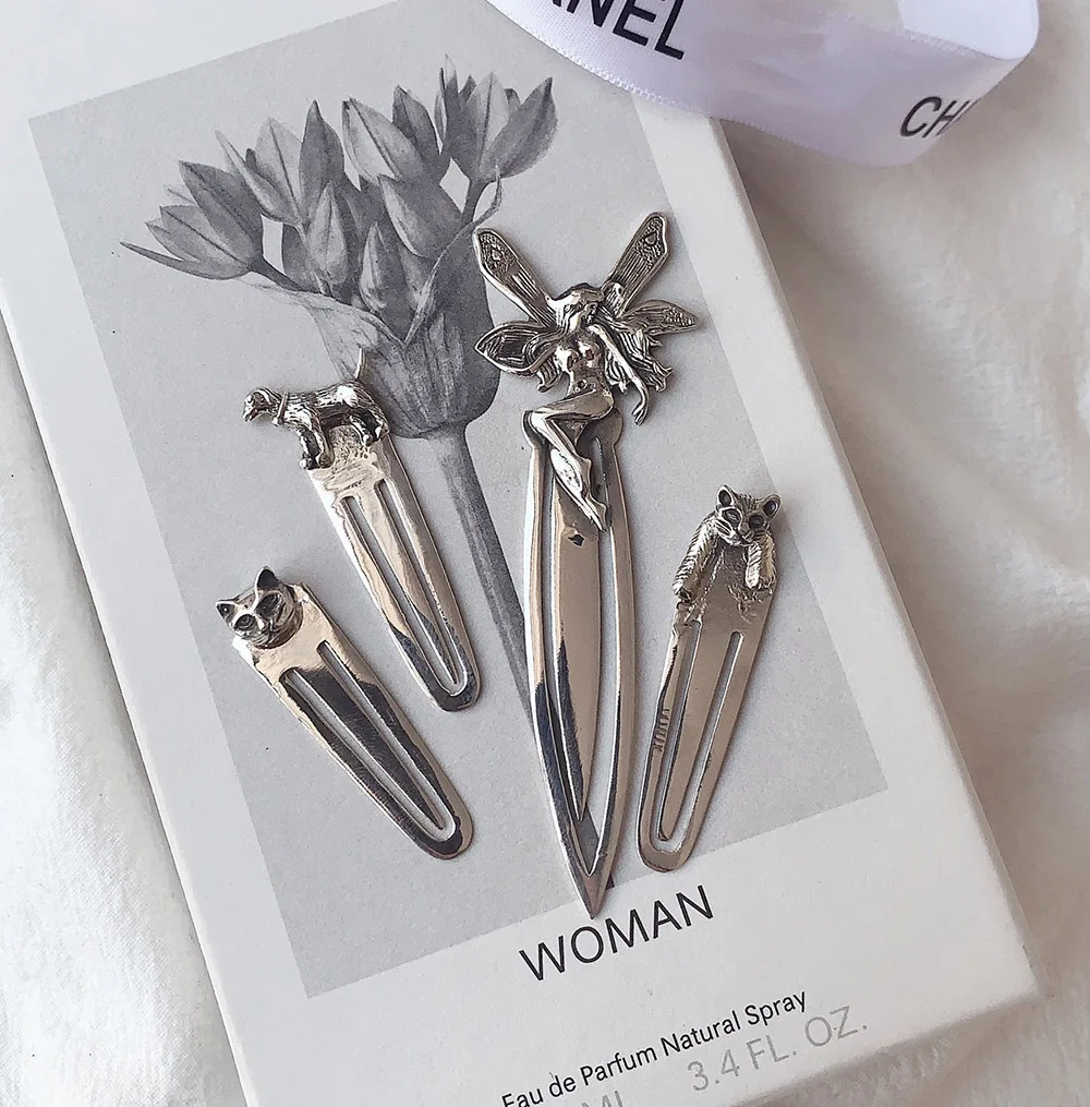 

Закладки из стерлингового серебра 925 пробы в винтажном стиле с изображением животных: милые собачки и попугаи, креативный подарок, уникальные коллекционные фигурки