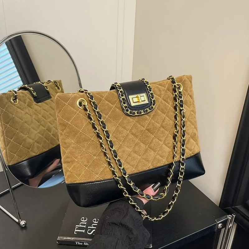 

2025 New High-end Luxury Brand Ladies Leather Shoulder Bag Famous Designer Trendy Paris Casual Fashionable Vibe​