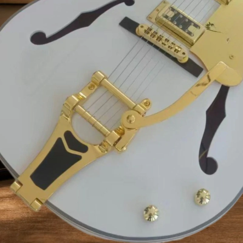 White Semi Hollow Jazz Electric Guitar BIG Vibrato Handle Gold Accessories Country Retro Playing Guitar F-hole Free Shipping