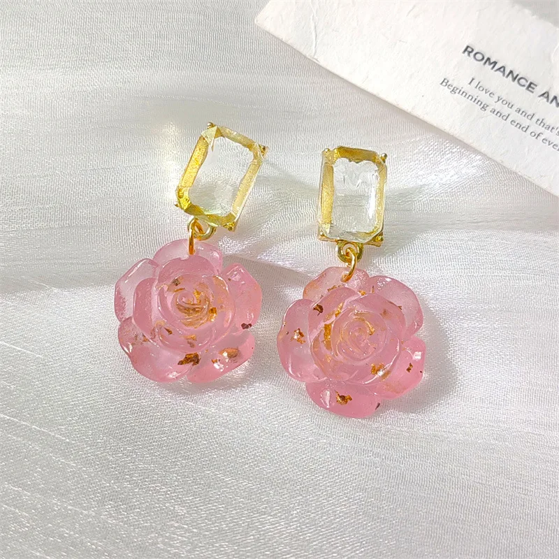 Fashion Elegant Temperament Crystal Pink Flower Pendant Earrings For Women Design Creative Sweet Acrylic Petal Earrings Jewelry