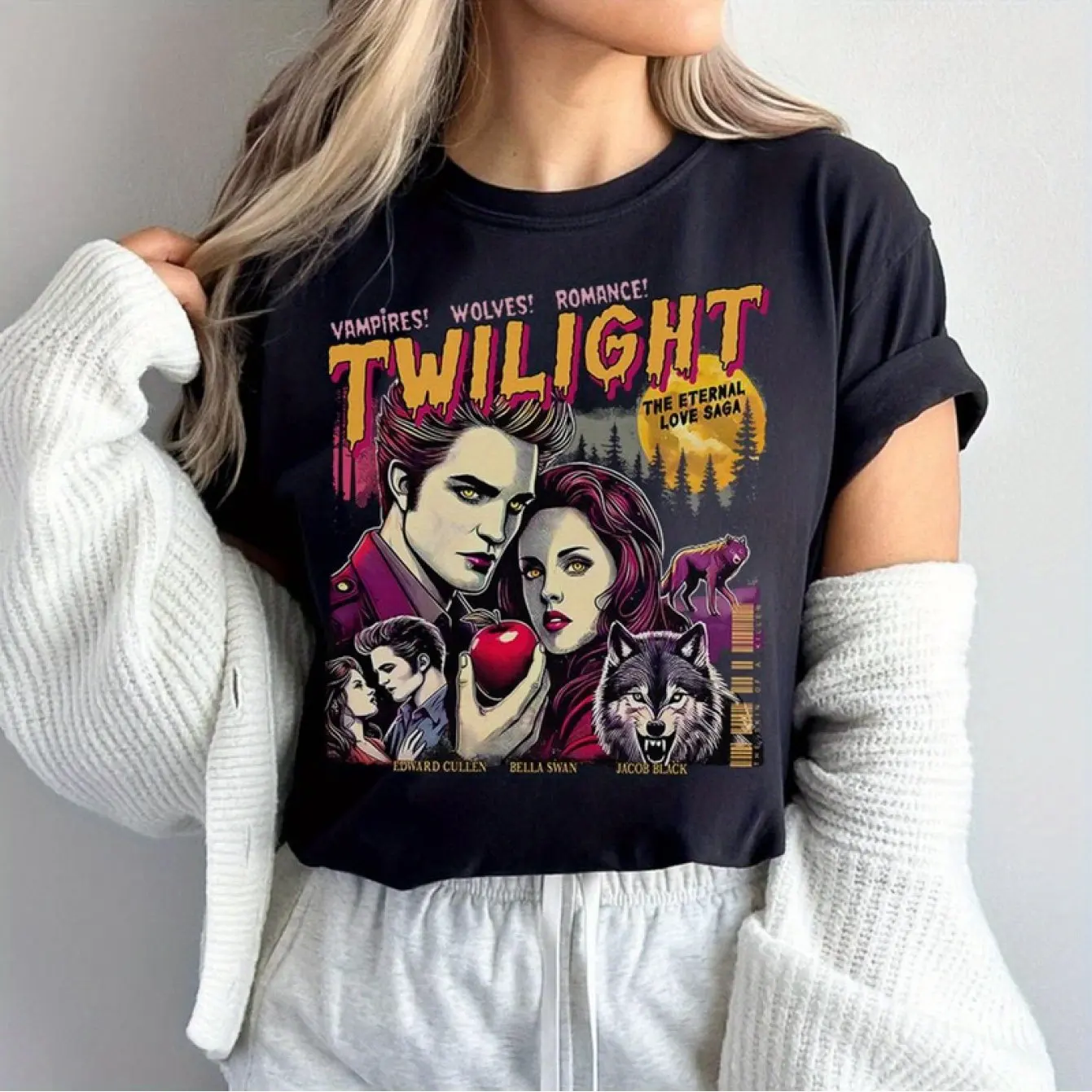 

Twilight-Inspired Women's T-Shirt | Classic Vampire Wolf Design Retro Comic Style Black Round Neck Tee with Bella Swan