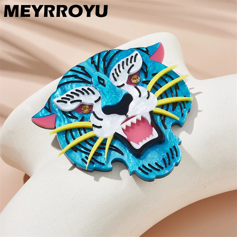 MEYRROYU Cartoon Blue Fierce Tiger Brooches Women\'s Stylish Acrylic Material Animal Badge Gifts Pins Accessories Jewelry Брошь