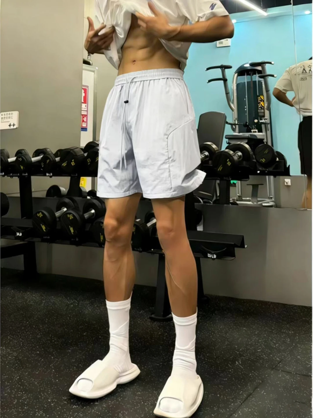 

Silver Grey Ice Silk Quick Dry Shorts Men's Summer American Lightweight Loose Texture Five-Quarter Sports Pants