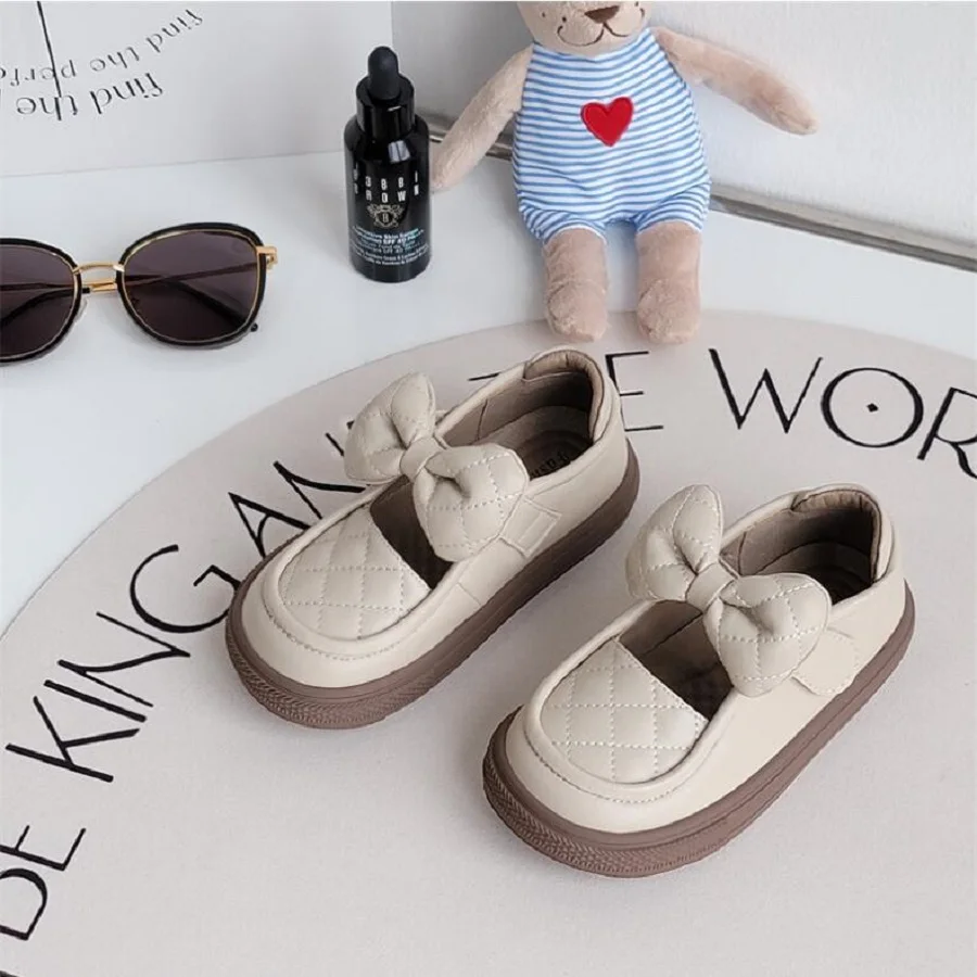 

Autumn 2024 New Children's Shoes Little Girls' Sweet Comfortable Princess Shoes European American Style Girls' Leather Shoes