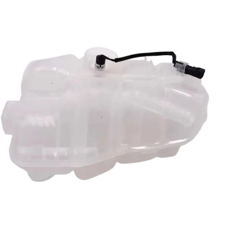 

Engine Water Kettle Antifreeze Tank White Plastic New Automobile Part for Volvo V401.6T