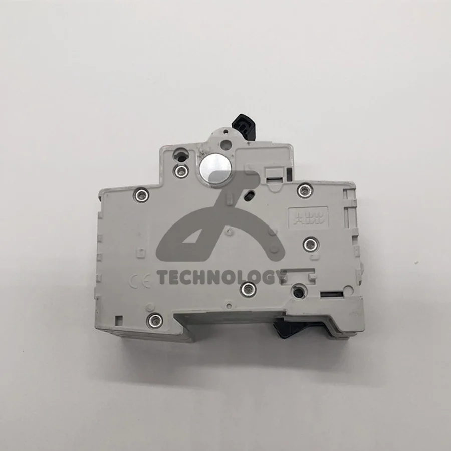 

Оригинальный автоматический выключатель защиты от утечки тока ABB SF202-C0.5 SF202-C1 SF202-C2 SF202-C3 SF202-C4 SF202-C6 SF202-C10