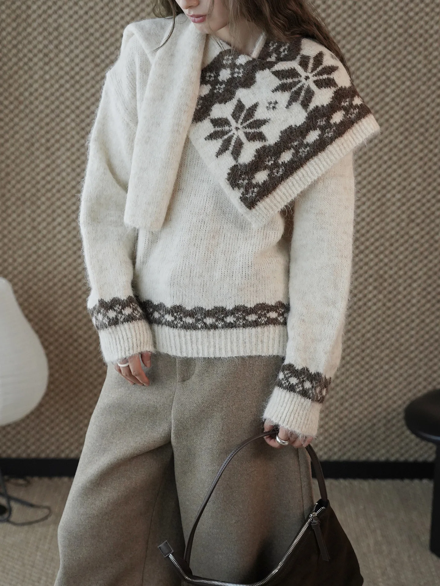 

Winter new Korean retro shawl style V-neck knitted wool sweater soft and skin friendly casual top for women