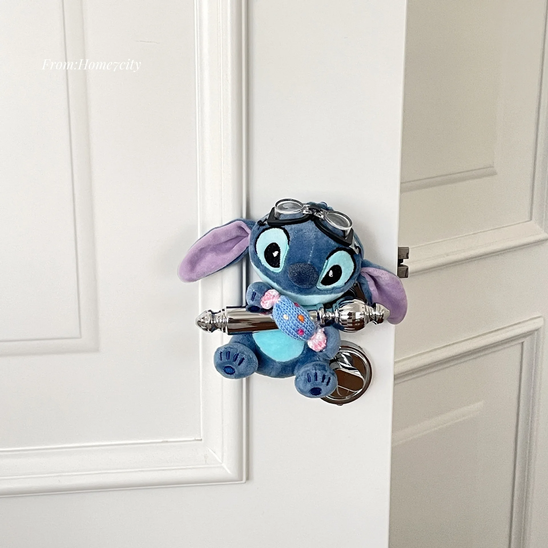 디즈니 스티치 도어 핸들 장식 귀여운 만화 플러시 장난감 카와이 패션 룸 도어 장식 액세서리 휴일 선물