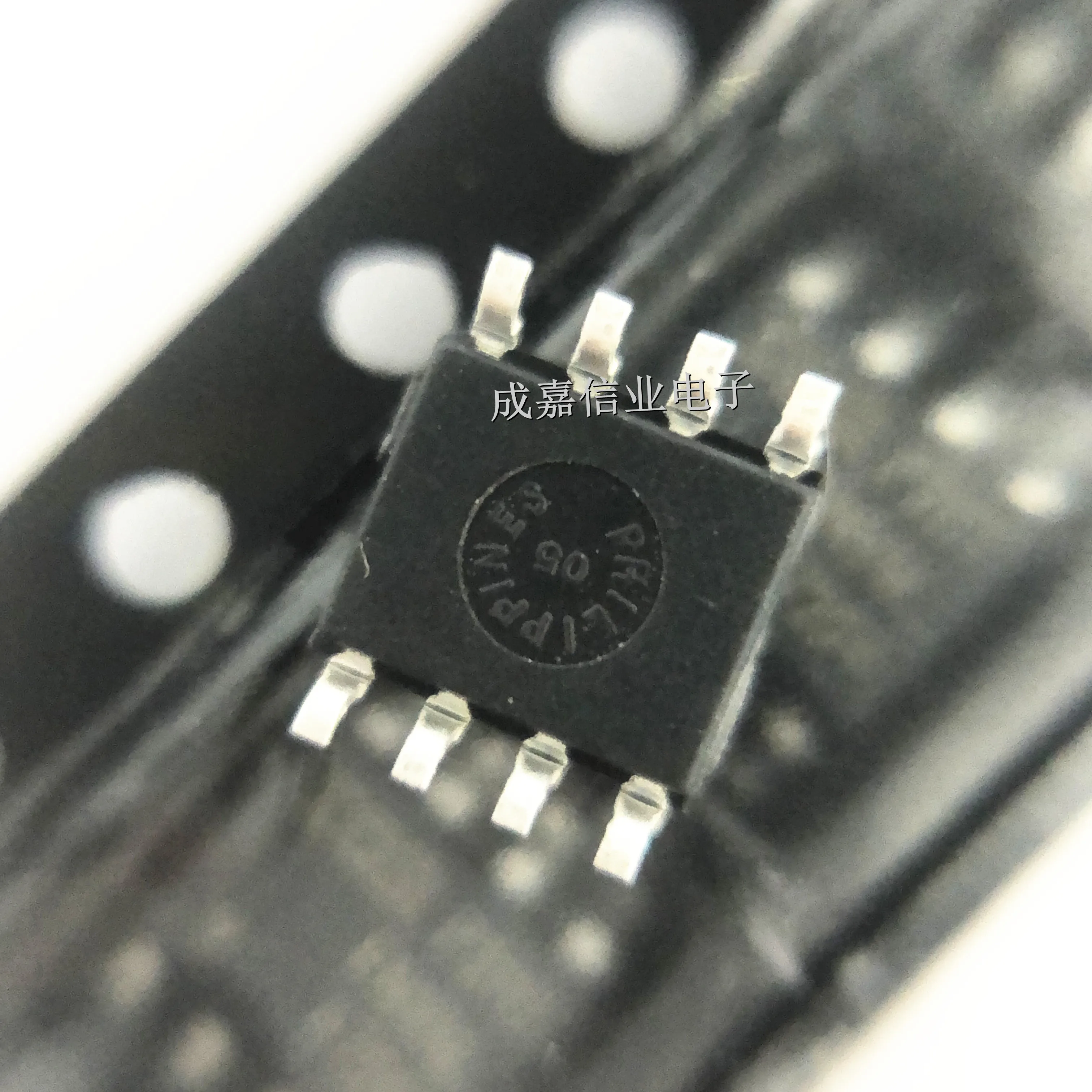 10pcs/Lot IRF7204TRPBF SOP-8 MARKING;F7204 P-Channel MOSFETs 20V 5.3A 100mOhms