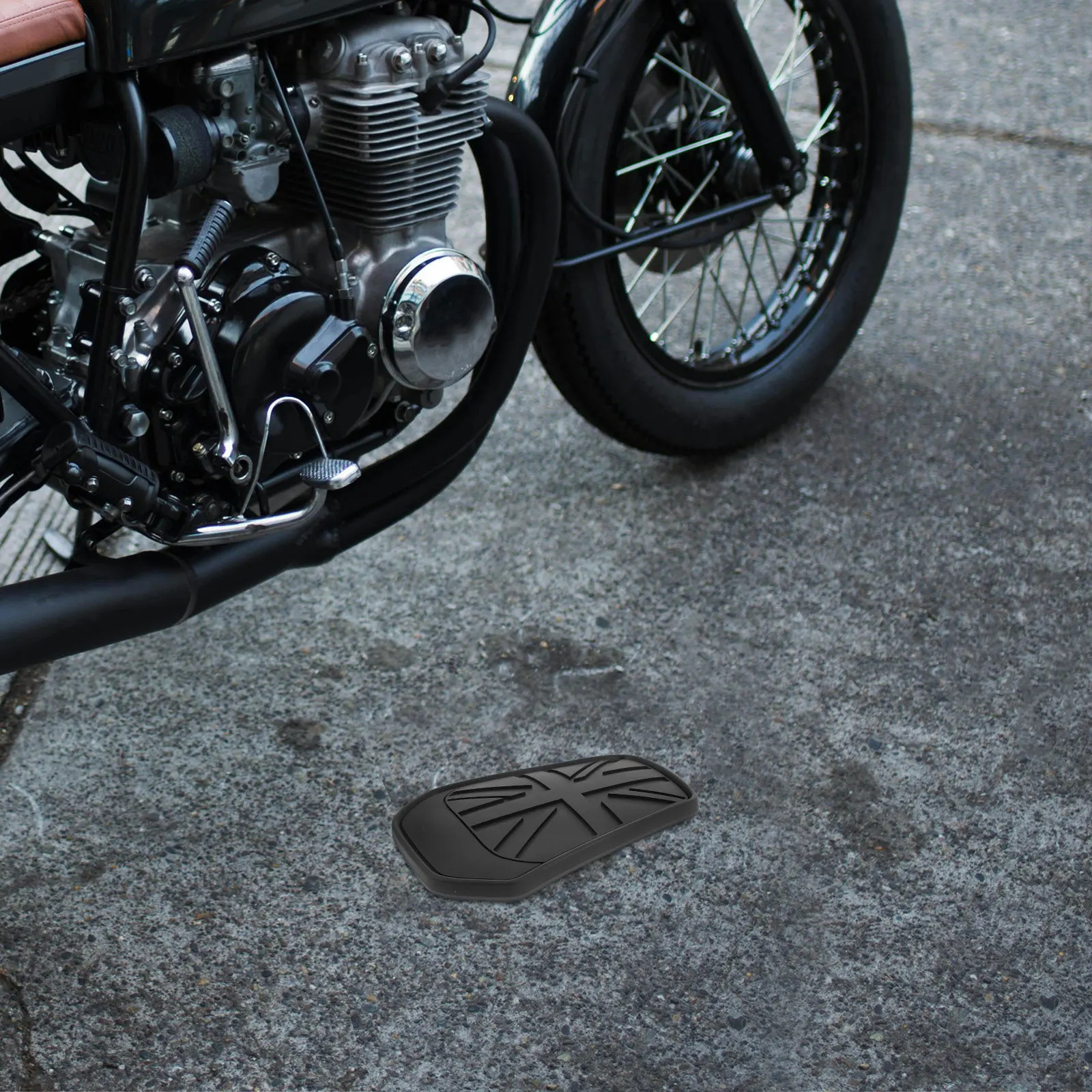 

Universal Motorcycle Tank Pad Protector with Jack Design Anti-Slip Scratch-Resistant Fuel Tank Grip Pad Motorcycle Accessories
